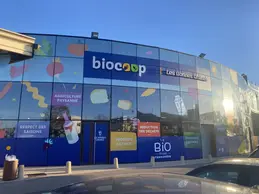 312-biocoop-marseille-les-bonnes-graines-magasin-bio-devanture.webp