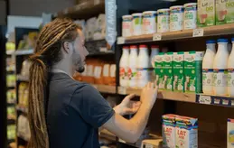 312-biocoop-marseille-les-bonnes-graines-magasin-bio-lait-laitage-boisson.webp
